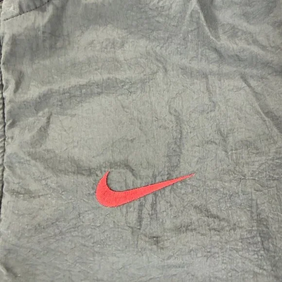 Vintage Nike Y2K Men's Size Large Reversible Big Nike Logo Embroidered Jacket